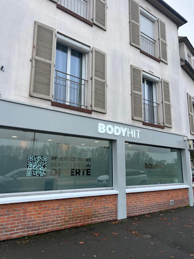 Cosy Loire, T2 Neuf, Front De Loire ,Vue Cathedrale,5Min A Pied Centre Ville Et Parking Prive Orléans Exterior photo